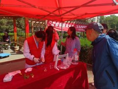 <strong>同时也为呼市食物取医药卫生学校的学生</strong> 